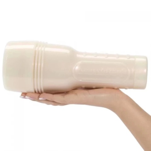 Fleshlight Girls Adriana Chechik Next Level – realistyczny masturbator z materiału SuperSkin